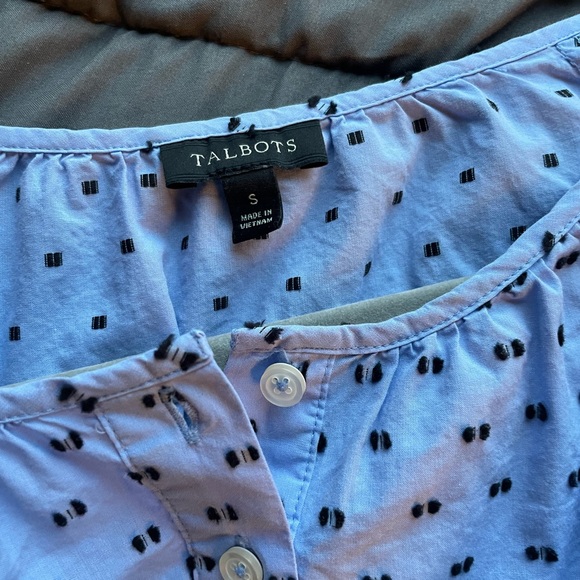 Talbots 3/4 sleeve Perwinkle w/ black polka dots 100% cotton small - Picture 2 of 5